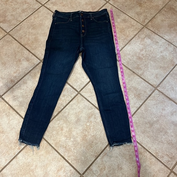 Hollister Curvy Jeggings Sz 9R - Picture 2 of 8